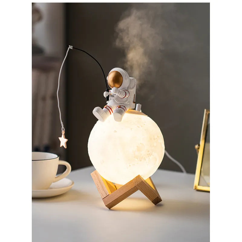 Astronaut Figurine Night Light Humidifier